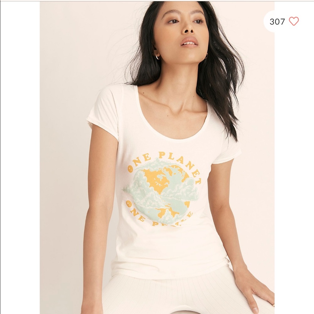 Free People: “One Planet One People” Tee, NWT. Med